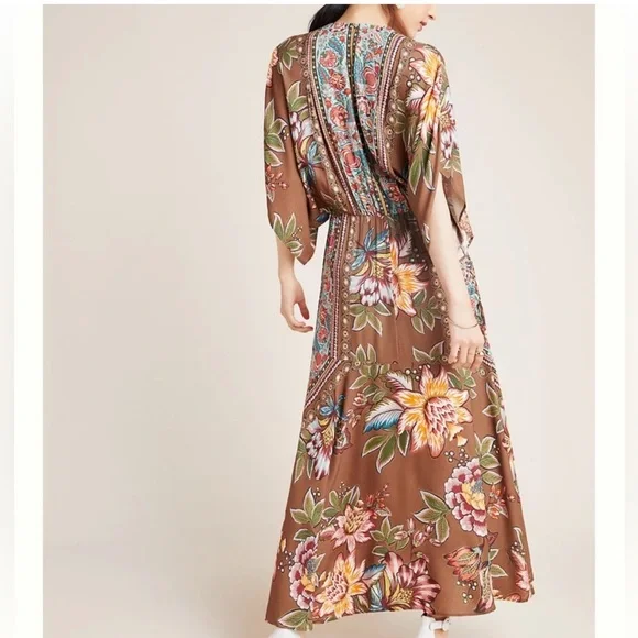 ⭐️Fall In Love with this FARM Rio Floral Bishop Sleeve MIDI Dress 🍁🍂 - Picture 3 of 13